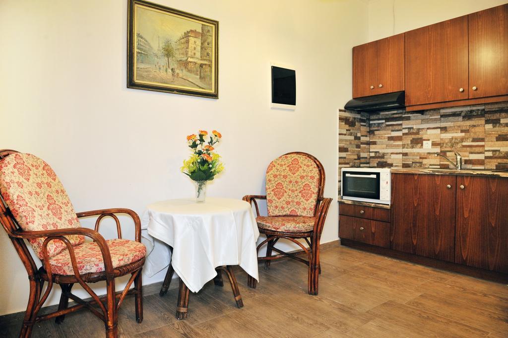 Tigaki Hollywood Suites מראה חיצוני תמונה
