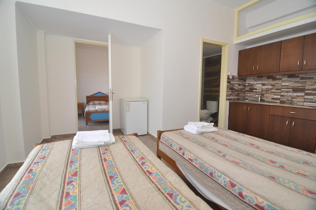 Tigaki Hollywood Suites מראה חיצוני תמונה