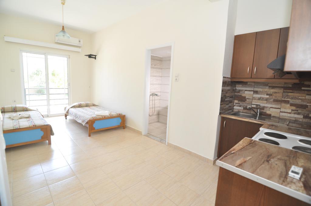 Tigaki Hollywood Suites מראה חיצוני תמונה