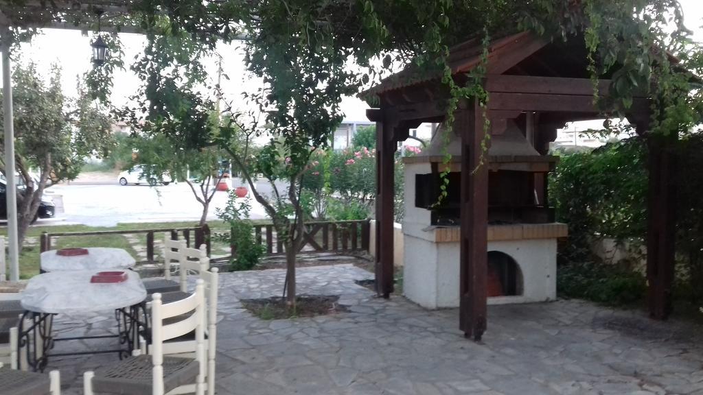 Tigaki Hollywood Suites מראה חיצוני תמונה