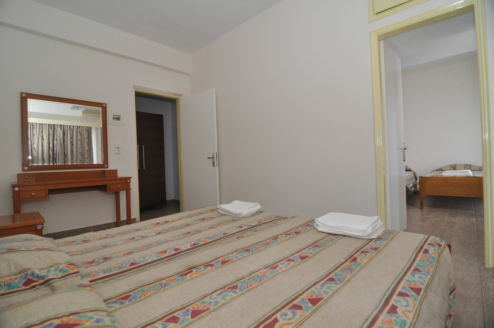 Tigaki Hollywood Suites מראה חיצוני תמונה