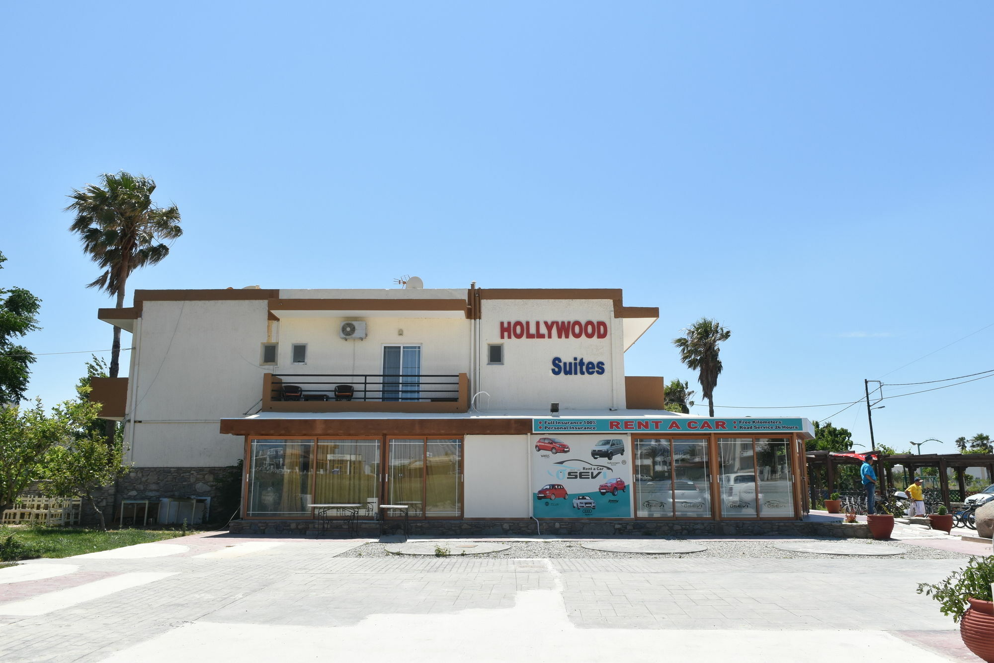 Tigaki Hollywood Suites מראה חיצוני תמונה