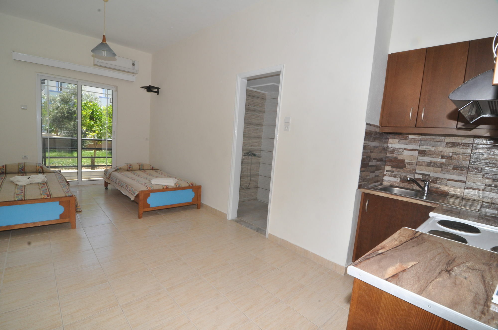 Tigaki Hollywood Suites מראה חיצוני תמונה