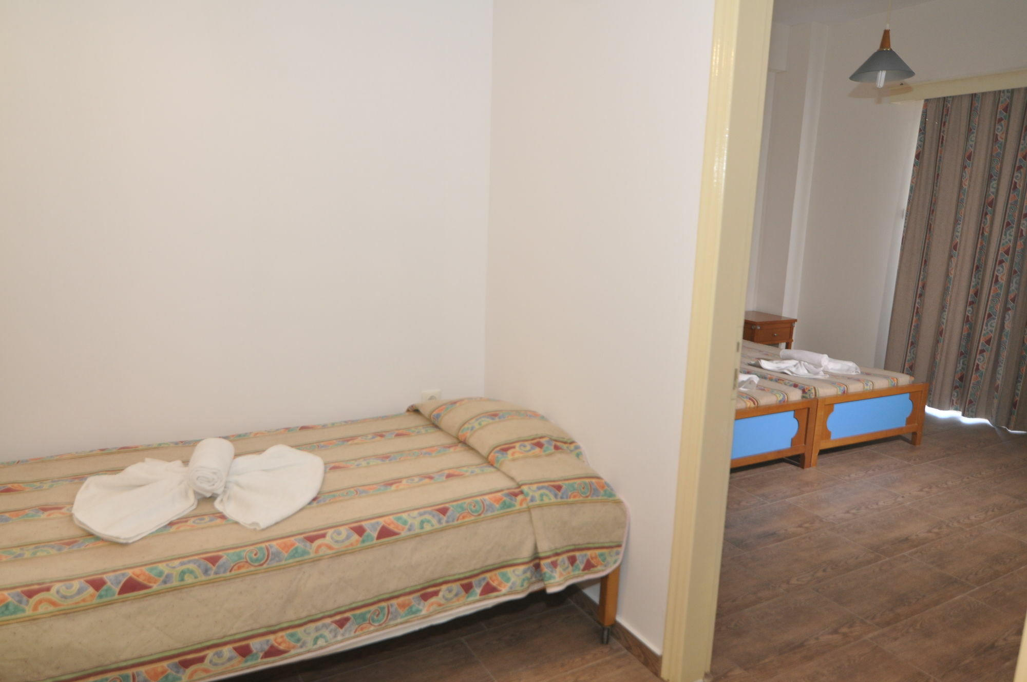 Tigaki Hollywood Suites מראה חיצוני תמונה